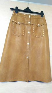 Юбка zara из искусственной кожи с заклепками
