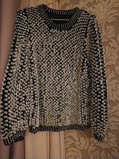 Пуловер нарядный свитер