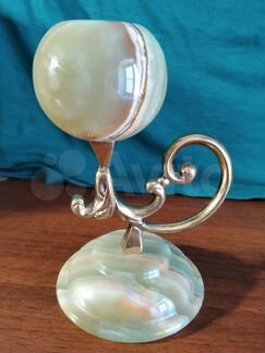 Подсвечник из оникса 