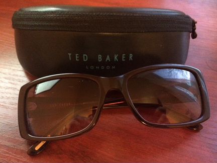 Солнцезащитные очки Ted Baker