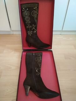 Зимние замшевые сапоги Alla Pugachova, р. 35