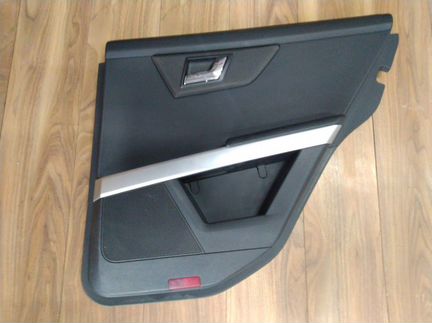 Обшивка задней двери Mercedes GLK разборка