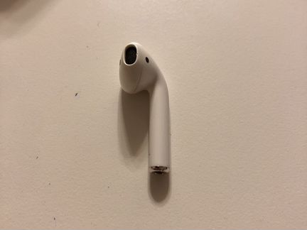 Airpods наушник левый