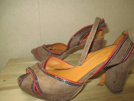 Босоножки замшевые, размер 38