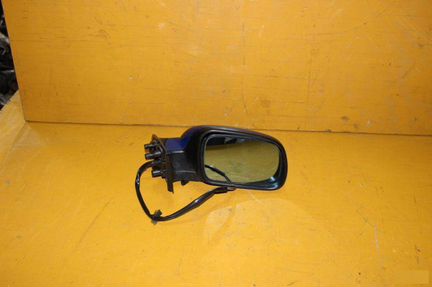 Зеркало правое Peugeot 307