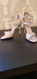 Босоножки р.37