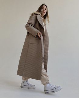 Утеплённое стёганное пальто