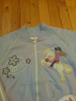 Костюмы новые на девочку р-р 110, 104, Турция