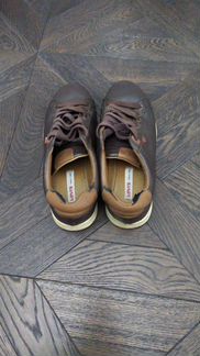 Кроссовки Lives