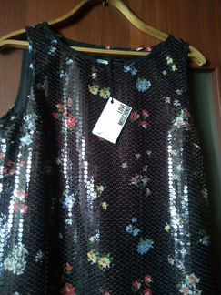 Платье в пайетках moschino love