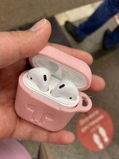 Беспроводные наушники AirPods