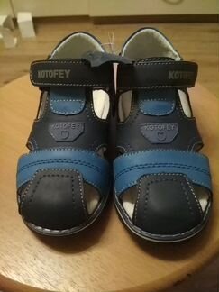 Сандали Котофей новые. кожа 18.5 см