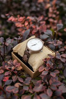 Деревянные наручные часы ручной работы