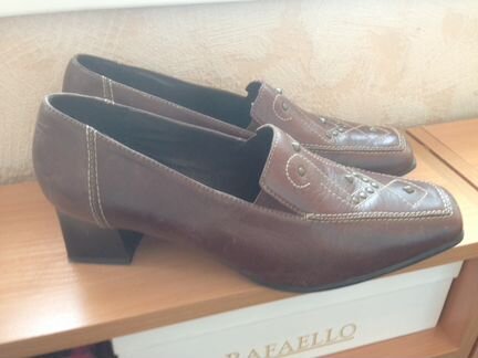 Обувь женская в ассортименте