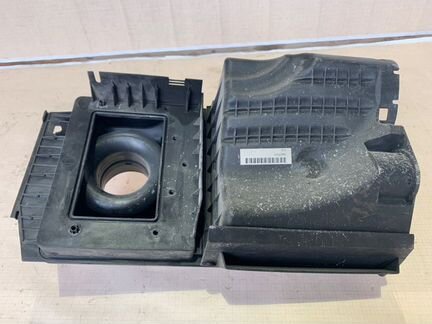 Корпус воздушного фильтра Volvo V50 II 2.4 2008