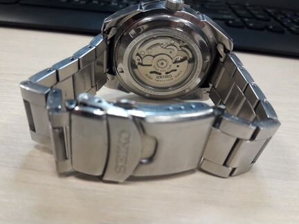 Часы seiko 5 sports