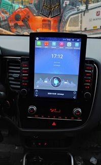 Штатная магнитола Tesla на Мицубиси Аутлендер III