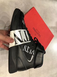 Кроссовки Valentine