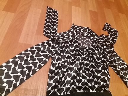 Платье стильное white label incity сердечки бант