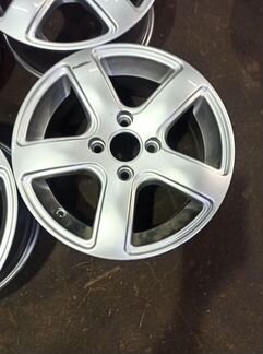 Диски новые литые R14 P на Hyundai Kia