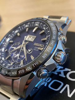 Seiko Astron SSE147J1