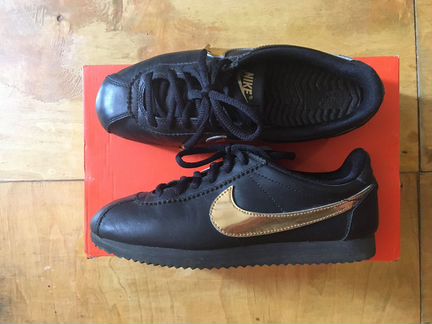 Кроссовки Nike Cortez