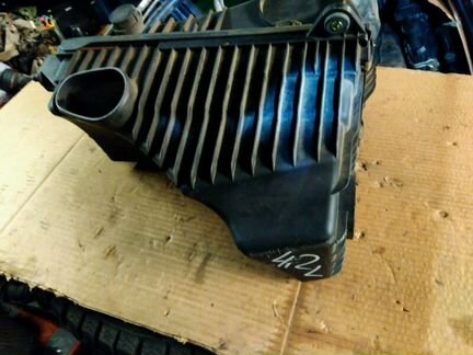 Корпус воздушного фильтра 4.2 VW Туарег Ауди Q7