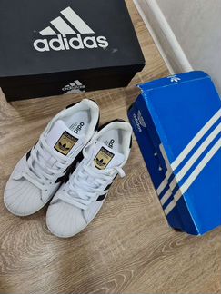Кроссовки новые Adidas