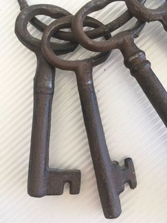 Ключи железные