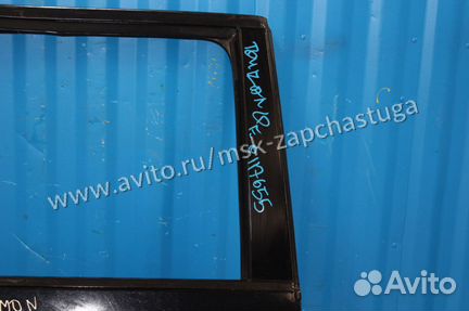 Дверь правая задняя Volkswagen Touran