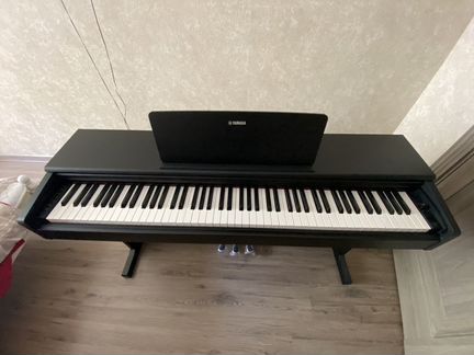 Цифровое пианино yamaha