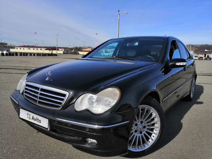 Mercedes-Benz C-класс 1.8 AT, 2004, 270 000 км