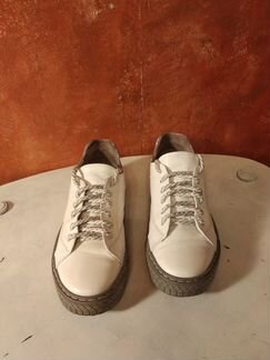 П/ ботинки, кроссовки белые нат. кожа