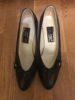 Туфли кожаные чёрные 39 размер
