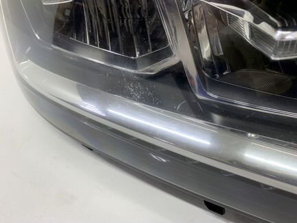 Фара правая RH LED Volkswagen Tiguan 2
