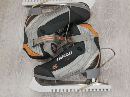 Коньки фигурные 40 размер