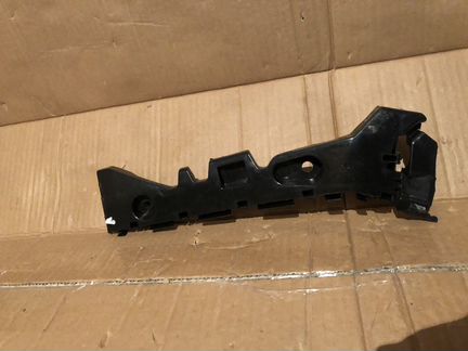 Крепление заднего бампера L, BM/BN, hetchbeck