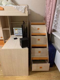 Кровать-чердак + стол + лестница+отдельностоящий ш