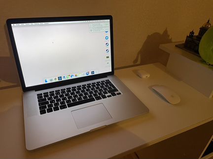 Apple macbook pro 15 2015