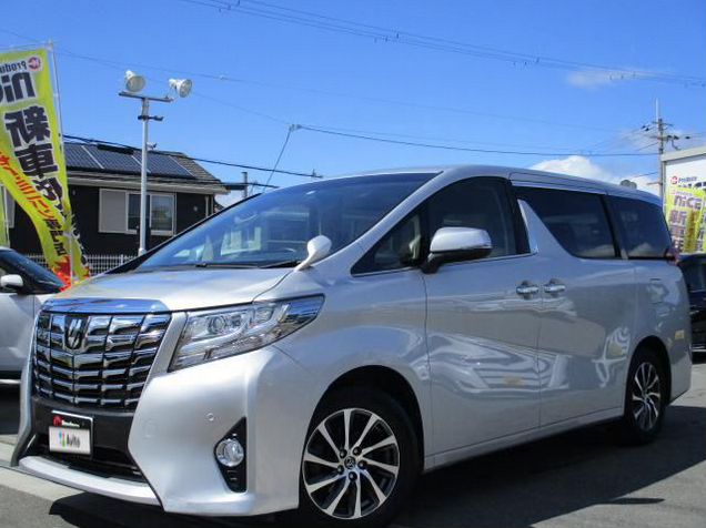 Минивэн ульяновск. Toyota Alphard III. Toyota Alphard 3 Рестайлинг мультимедиа.