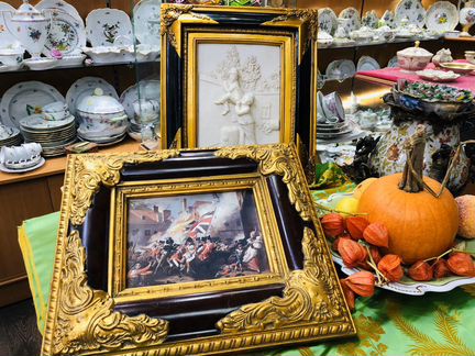 Две картины в деревянных рамах 60 годы 37х33см