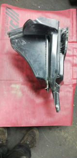 1648300053 Воздухозаборник (наружный) W164 M-Klass