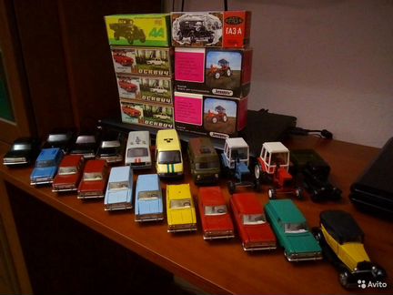 Модели автомобилей СССР 1:43, коробки оригинал