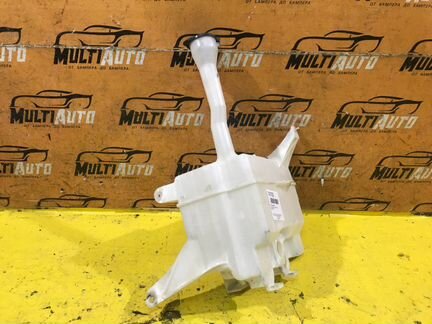 Бачок омывателя Toyota Camry 50 2011-2017