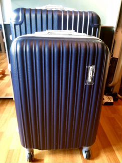 Чемодан на колесах (ультрамарин)