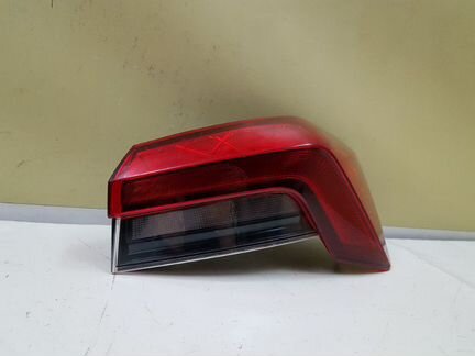 Фонарь правый Skoda Rapid 2