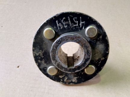 45134 ступица колеса Avant 320S