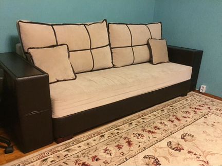 Диван