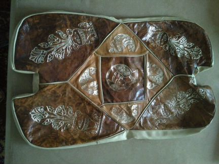 Подушка кожаная