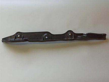 Пыльник крыла левый Мазда 6 GH LF17 2008